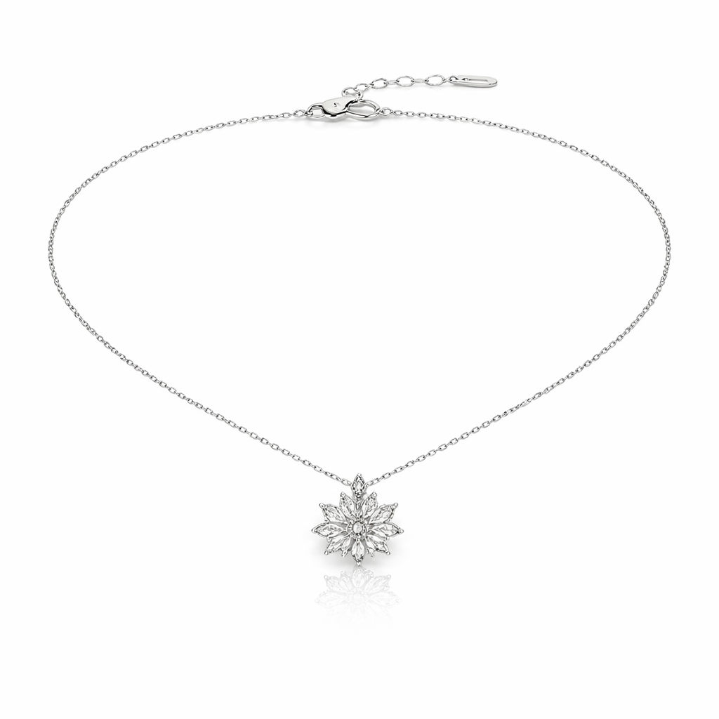 Colier din argint 925 cu pandantiv tip floare, COD C392, sistem de închidere reglabil, cu prelungire