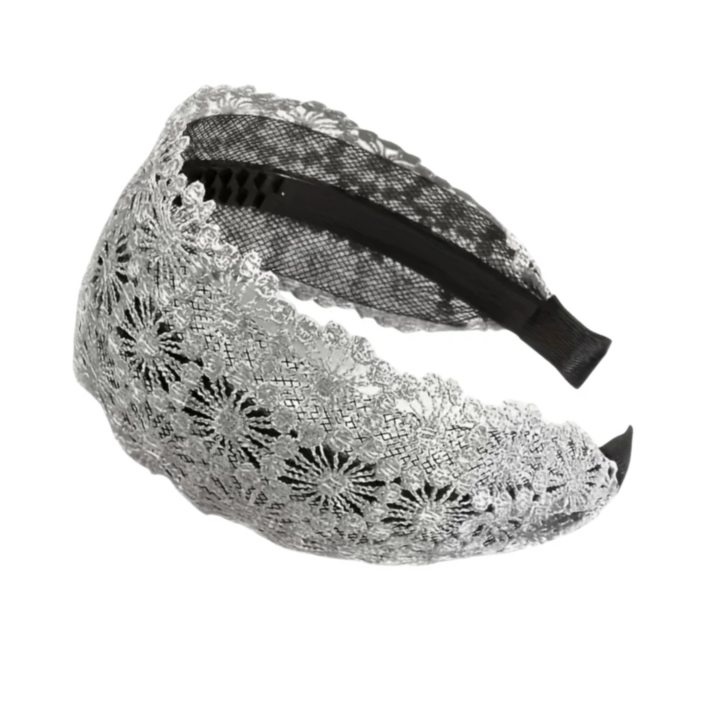 Coroniță de păr din dantelă perforată, model floral, culoare gri