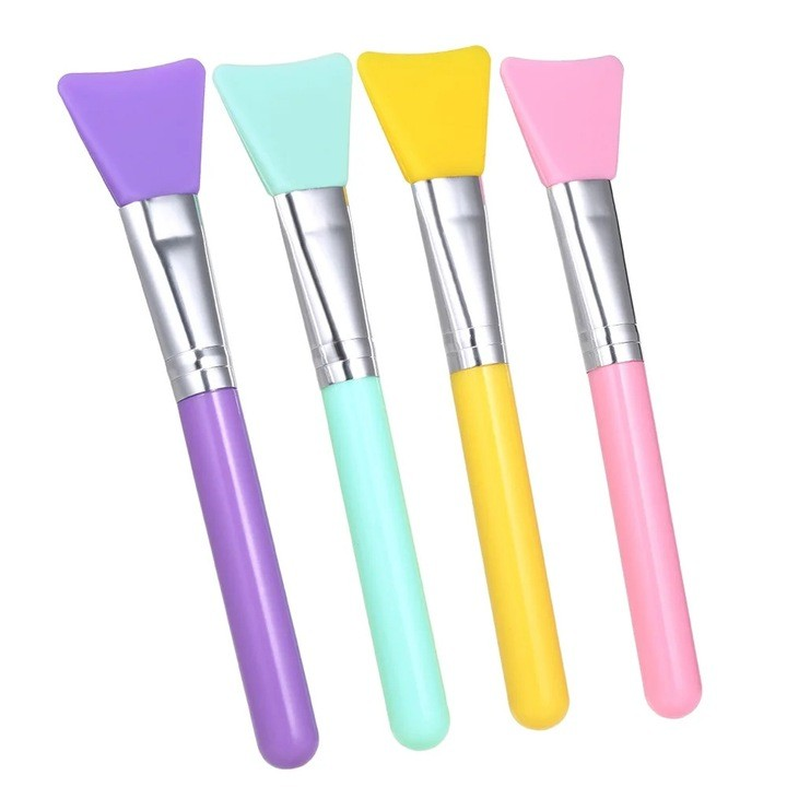 Pensulă pentru machiaj, design ergonomic, culori variate